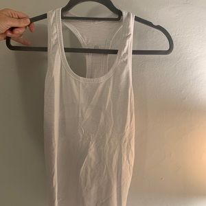 Lululemon swiftly tech Razorback